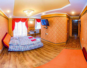 Two Room Apartment John Howard PUb